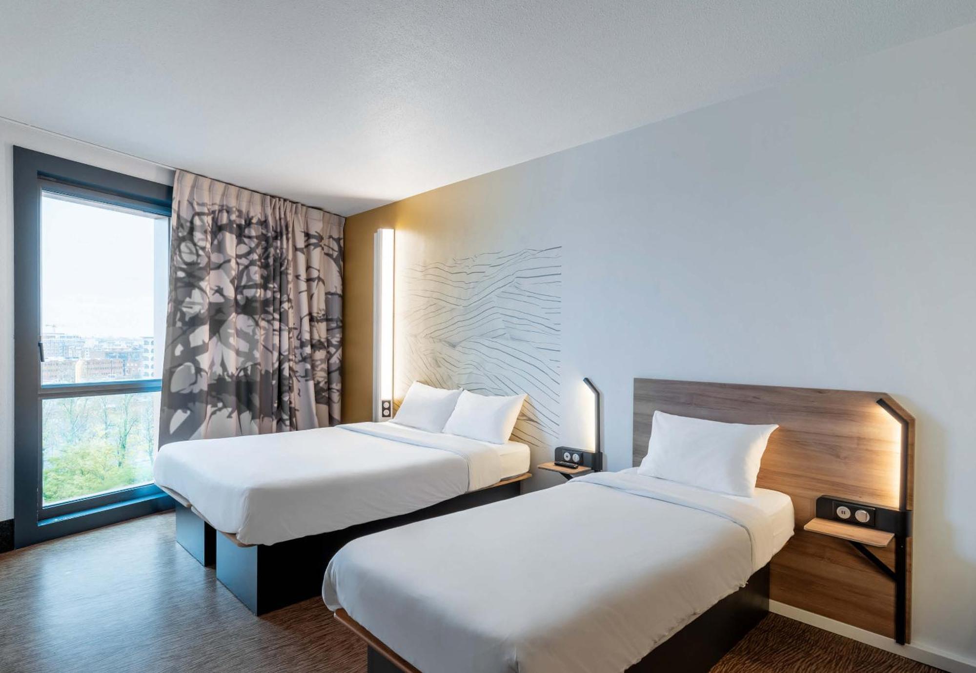 B&B Hotel Lille Grand Stade Villeneuve-d'Ascq Exterior photo